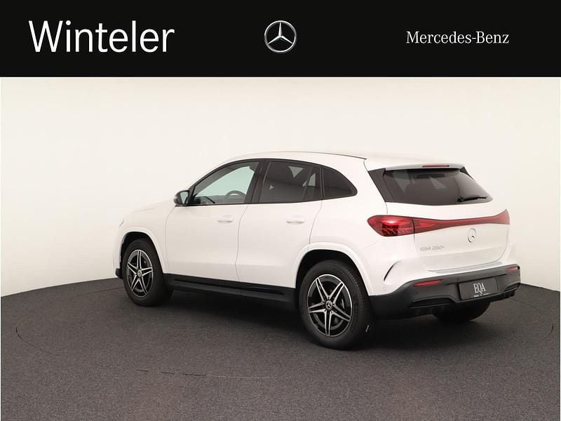 Neu Mercedes EQA250+ 139 kW (190 PS) 2025 Weiss SUV