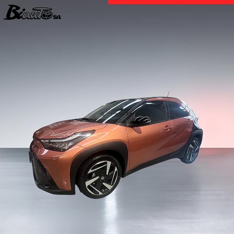 Neu Toyota Aygo X Style 116 PS (85 kW) 2026 Bronze SUV