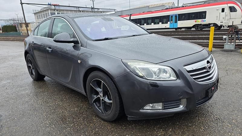 Gebraucht Opel Insignia Cosmo 130 PS (95 kW) 2010