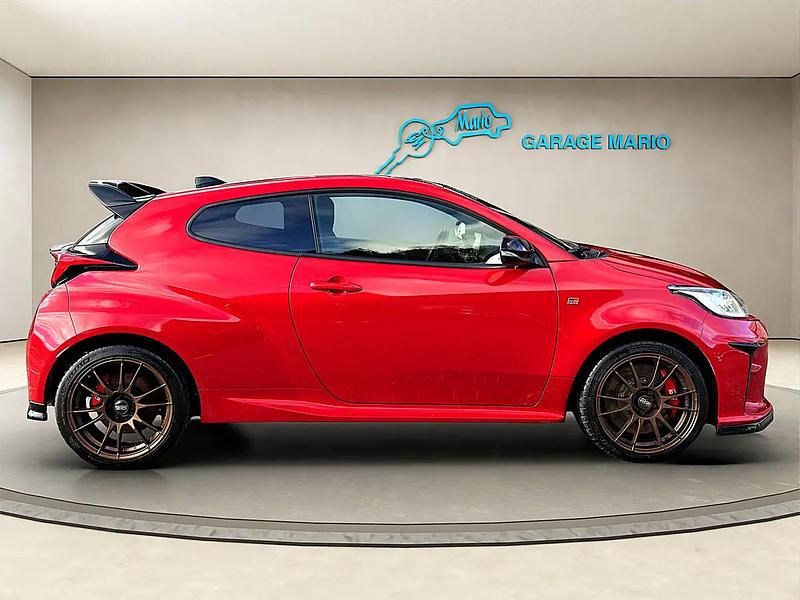 Gebraucht Toyota Yaris Sport 261 PS (191 kW) 2026 Rot Kleinwagen