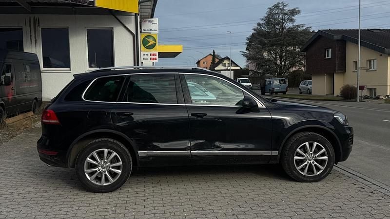 Gebraucht VW Touareg 204 PS (150 kW) 2012 SUV