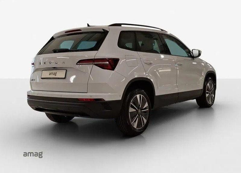 Neu Skoda Karoq Dynamic 150 PS (110 kW) 2025 Moon weiss, metallic SUV