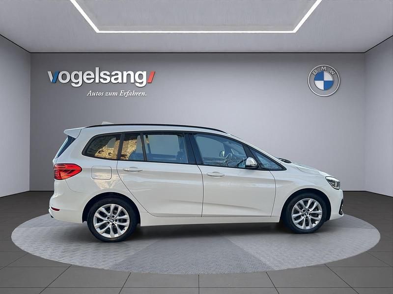 Gebraucht BMW 218 Gran Tourer Advantage 150 PS (110 kW) 2022 Weiss Van / Kleinbus
