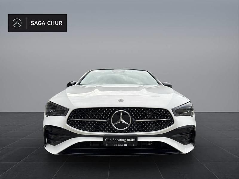 Gebraucht Mercedes CLA250e Shooting Brake AMG line 238 PS (175 kW) 2024 Kombi