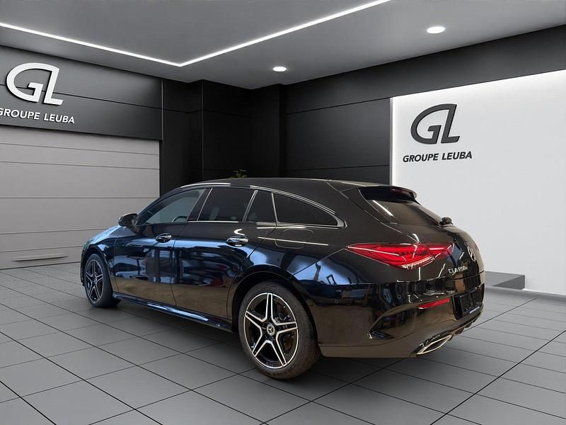Gebraucht Mercedes CLA250e Shooting Brake AMG line 217 PS (159 kW) 2022 Schwarz Kombi