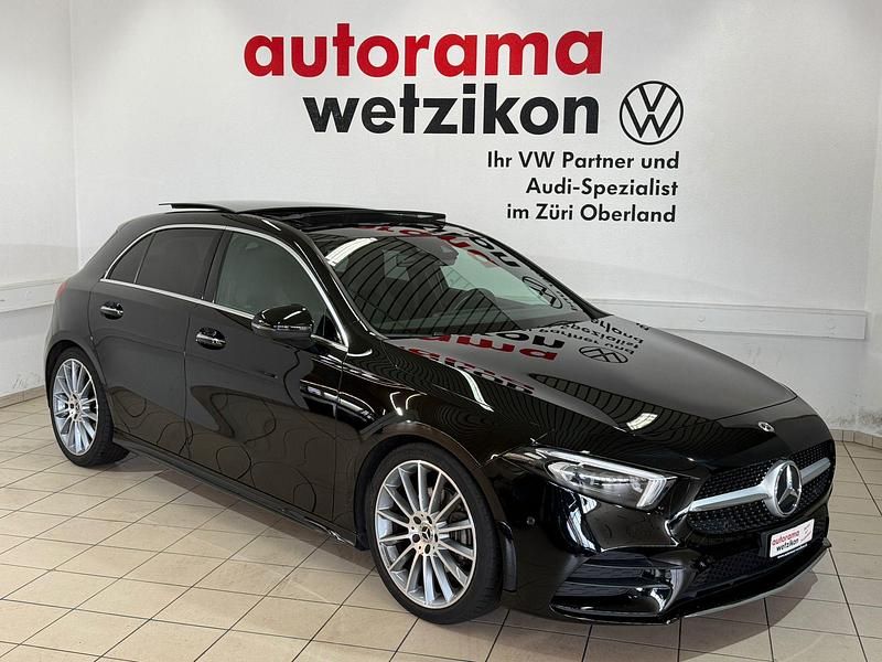 Schwarz Gebraucht 2018 Mercedes 200 AMG line SUV | CHF 21’890 - Bild 1/4