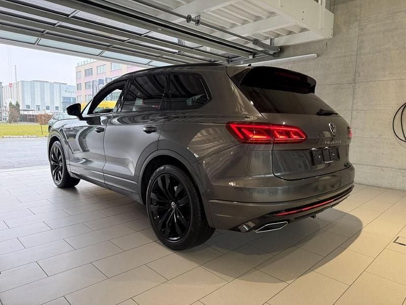 Gebraucht VW Touareg R-line 286 PS (210 kW) 2022 SUV