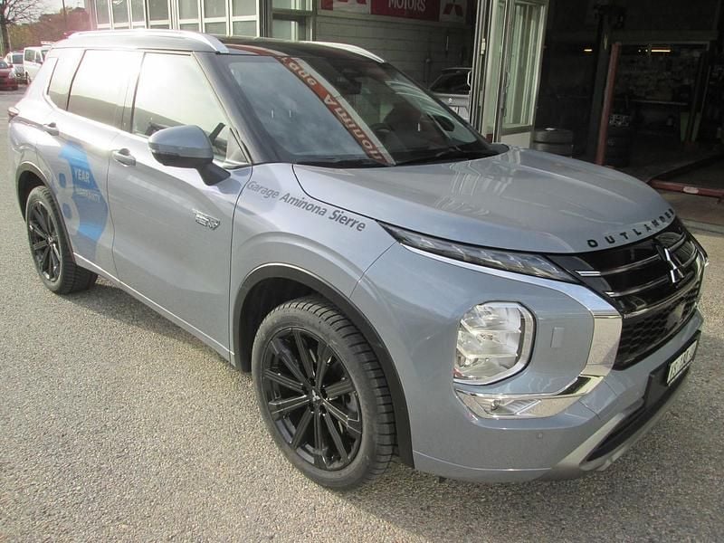 Gebraucht 2025 Mitsubishi Outlander P-HEV Instyle | CHF 58’900 - Bild 1/4