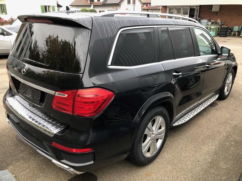 Gebraucht Mercedes GL500 435 PS (319 kW) 2013 SUV