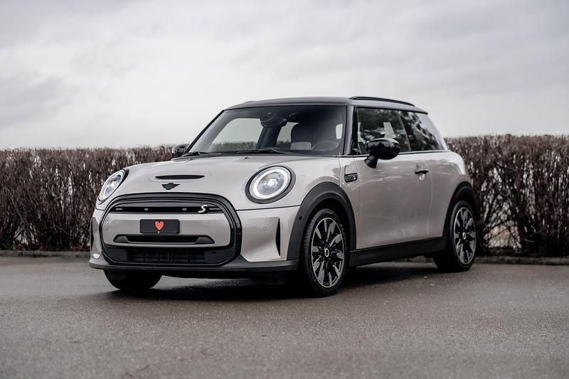 Gebraucht Mini Cooper SE 135 kW (184 PS) 2021 Kleinwagen