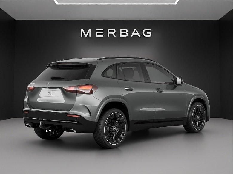 Neu Mercedes GLA200 163 PS (119 kW) 2026 Grau SUV