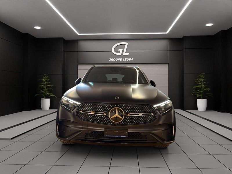 Neu Mercedes GLC200 204 PS (150 kW) 2026 Grau SUV