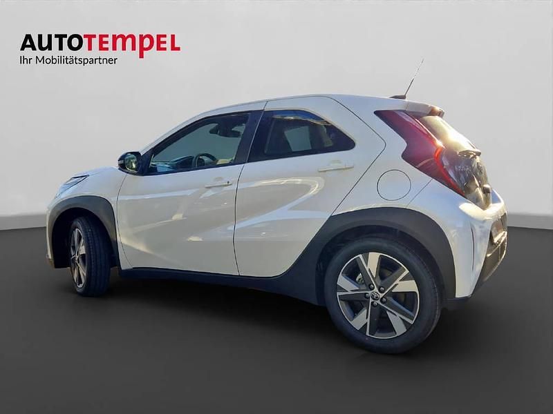 Neu Toyota Aygo X Comfort 116 PS (85 kW) 2026 Weiss SUV