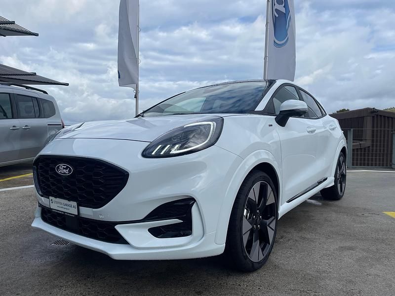 Weiss Gebraucht 2024 Ford Puma ST-Line X SUV | CHF 35’450 - Bild 1/4