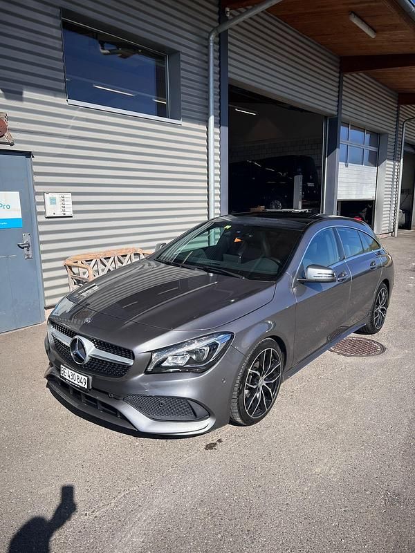 Gebraucht Mercedes CLA200 Shooting Brake AMG line 136 PS (100 kW) 2017 Kombi