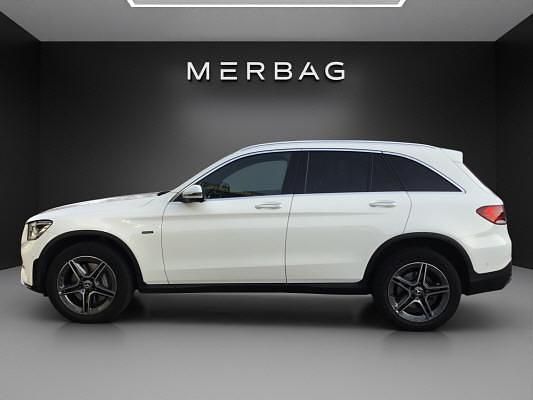 Gebraucht Mercedes GLC300e AMG line 195 PS (143 kW) 2021 Weiss SUV