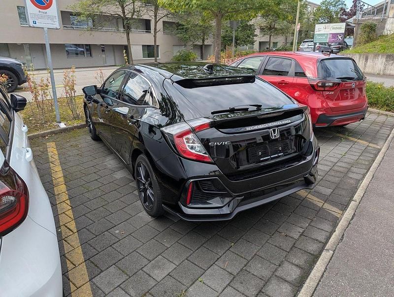Gebraucht Honda Civic Elegance 129 PS (94 kW) 2021 Schwarz Limousine