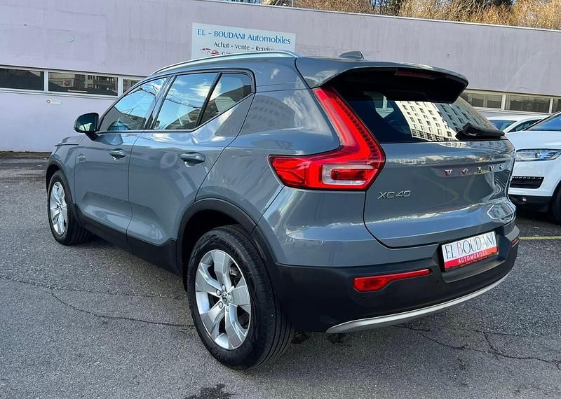 Gebraucht Volvo XC40 Momentum 190 PS (139 kW) 2020 SUV
