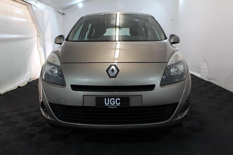 Gebraucht Renault Grand Scénic III Expression 110 PS (80 kW) 2010 Van / Kleinbus