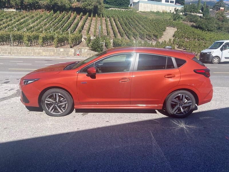 Gebraucht Subaru Impreza 136 PS (100 kW) 2024 Blau SUV