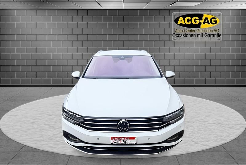 Gebraucht VW Passat Elegance 200 PS (147 kW) 2022 Kombi