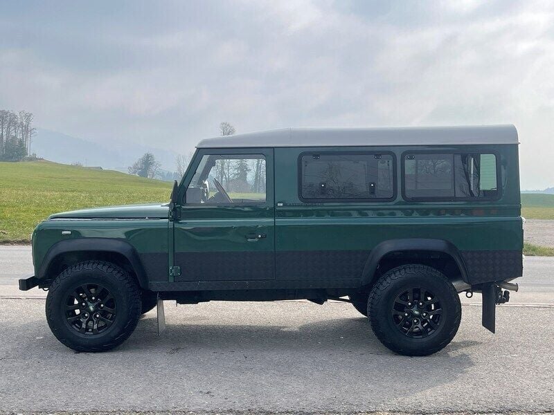 Gebraucht 2004 Land Rover Defender SUV | CHF 39’900 (Superpreis) - Bild 1/4