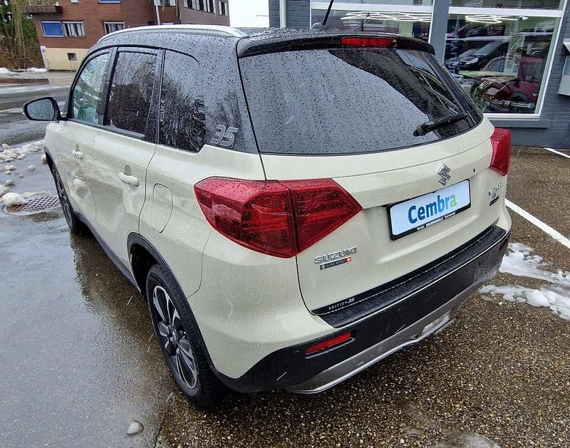 Gebraucht Suzuki Vitara 115 PS (84 kW) 2024 SUV