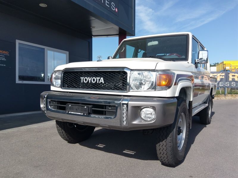 Toyota lc 71
