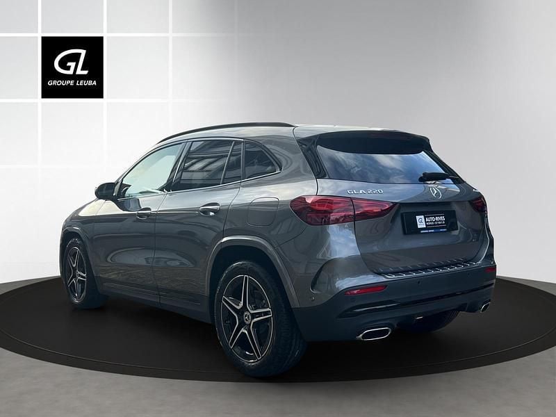 Neu Mercedes GLA220 190 PS (139 kW) 2026 Grau SUV