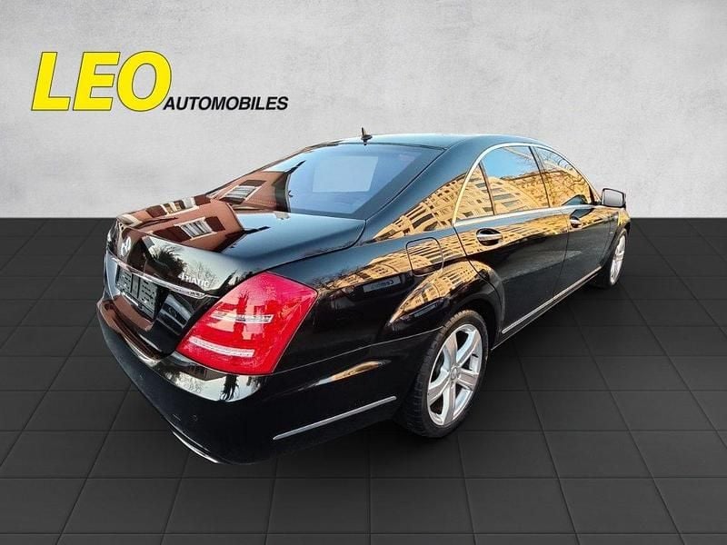 Gebraucht Mercedes S500L 435 PS (319 kW) 2011 Limousine