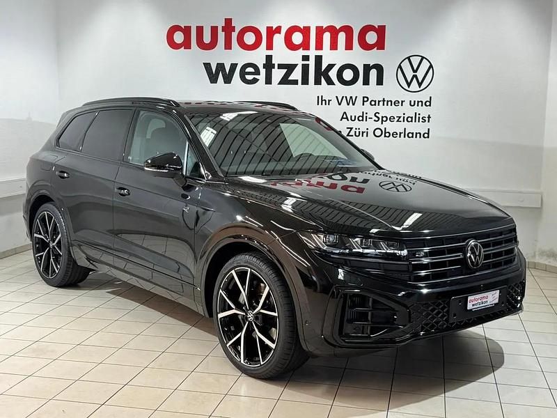 Schwarz Neu 2025 VW Touareg R-line SUV | CHF 93’750 - Bild 1/4