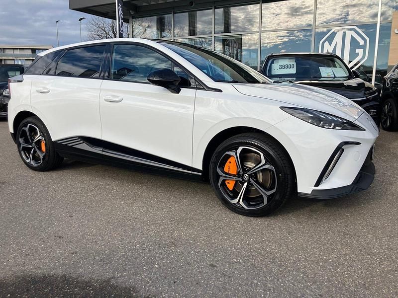 Neu MG MG4 EV 319 kW (435 PS) 2025 Kleinwagen