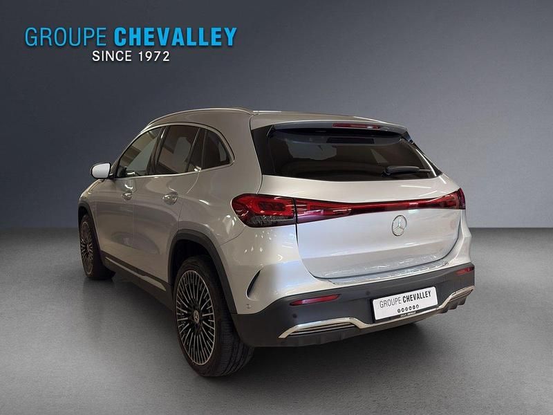Gebraucht Mercedes EQA250 AMG line 140 kW (191 PS) 2021 Silber SUV