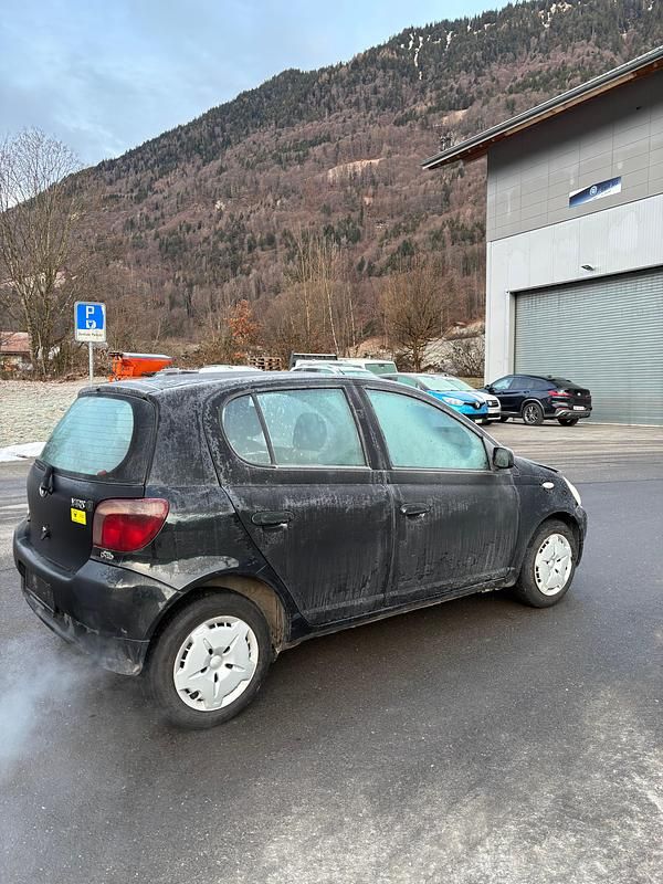 Gebraucht Toyota Yaris Luna 75 PS (55 kW) 2002