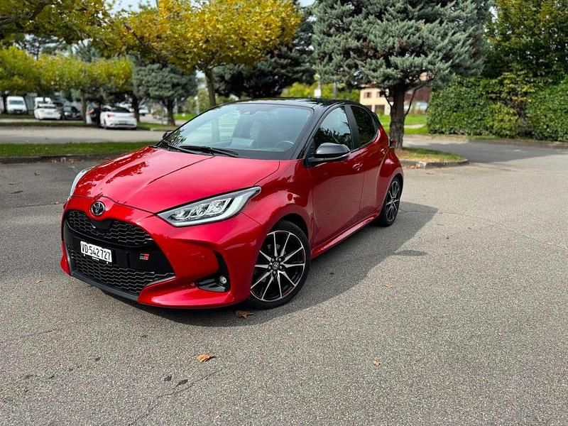 Gebraucht 2022 Toyota Yaris Hybrid Sport Limousine | CHF 21’500 (Fairer Preis) - Bild 1/4