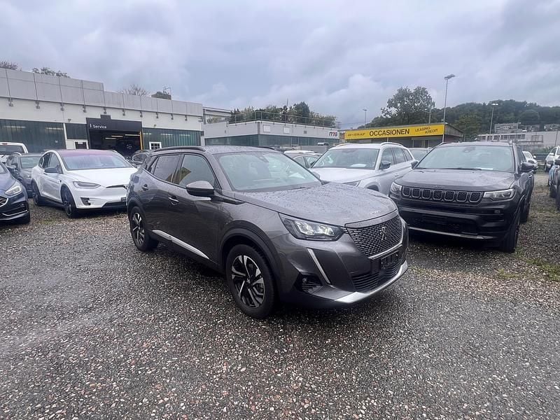 Gebraucht Peugeot 2008 Allure 130 PS (95 kW) 2021 SUV
