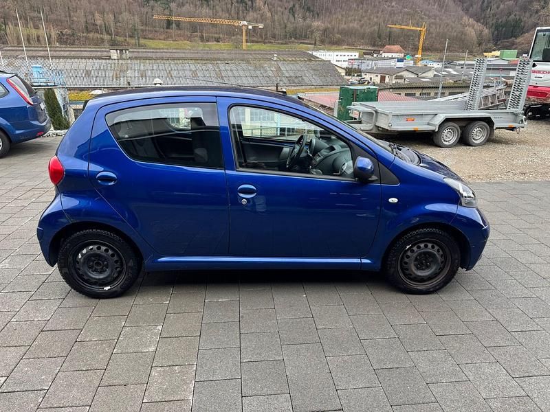 Gebraucht Toyota Aygo Terra 68 PS (50 kW) 2008 Kleinwagen