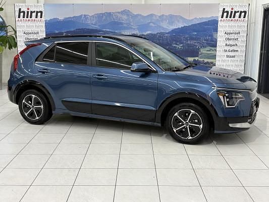 Gebraucht Kia Niro 180 PS (132 kW) 2025 Blau SUV