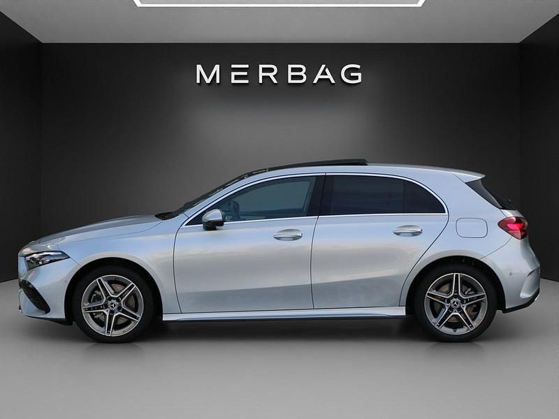 Neu Mercedes A250 163 PS (119 kW) 2026 Silber Limousine