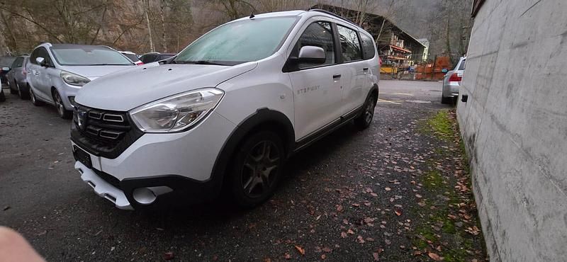 Gebraucht Dacia Lodgy Stepway 115 PS (84 kW) 2018 Van / Kleinbus