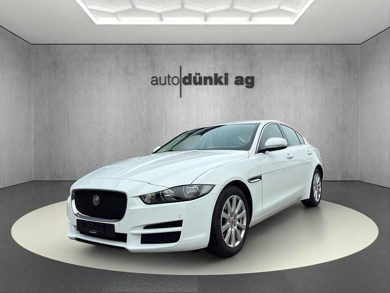 Gebraucht 2018 Jaguar XE Prestige Limousine | CHF 21’900 (Etwas zu teuer) - Bild 1/4