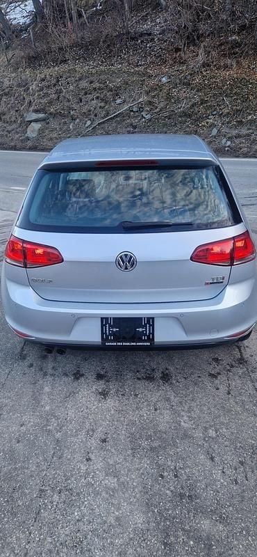 Gebraucht VW Golf VII Comfortline 110 PS (80 kW) 2015