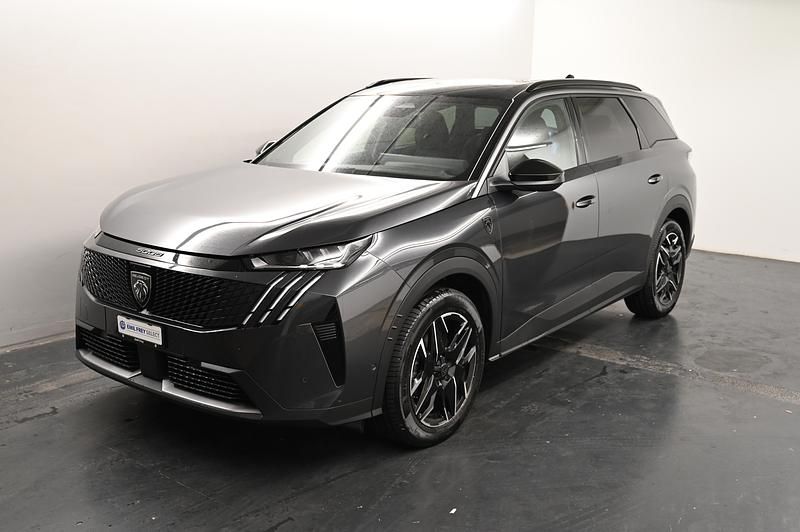 Gebraucht Peugeot 5008 GT 145 PS (106 kW) 2025 Grau SUV