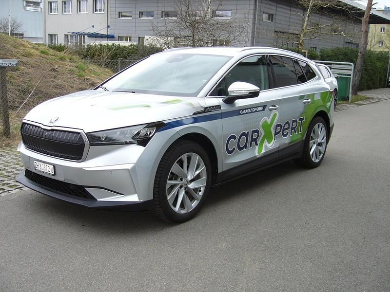 Silber Gebraucht 2021 Skoda Enyaq iV SUV | CHF 28’498 (Fairer Preis) - Bild 1/4