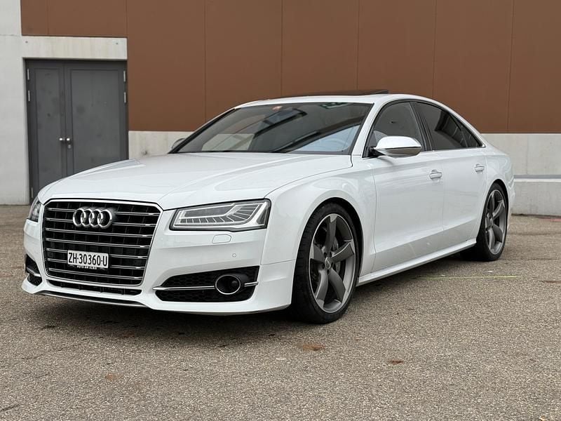 Gebraucht Audi S8 520 PS (382 kW) 2014 Limousine