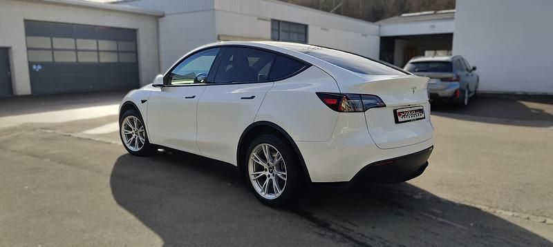 Gebraucht Tesla Model Y Long Range RWD 378 kW (514 PS) 2023 SUV