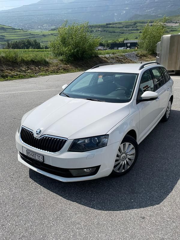 Gebraucht Skoda Octavia 184 PS (135 kW) 2016 Kleinwagen