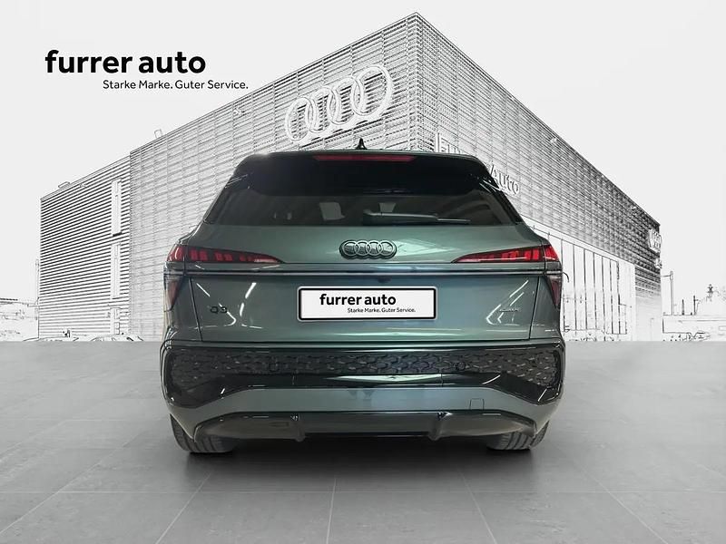 Neu Audi Q3 204 PS (150 kW) 2025 Grün SUV