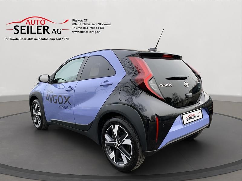 Neu Toyota Aygo X Trend 93 PS (68 kW) 2026 Blau SUV