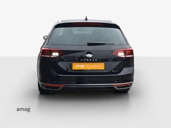 Gebraucht VW Passat Elegance 200 PS (147 kW) 2023 Deepblack perleffekt Kombi